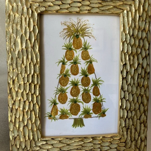 Gold Pineapple Art in Textured Frame - Picture 5 of 10